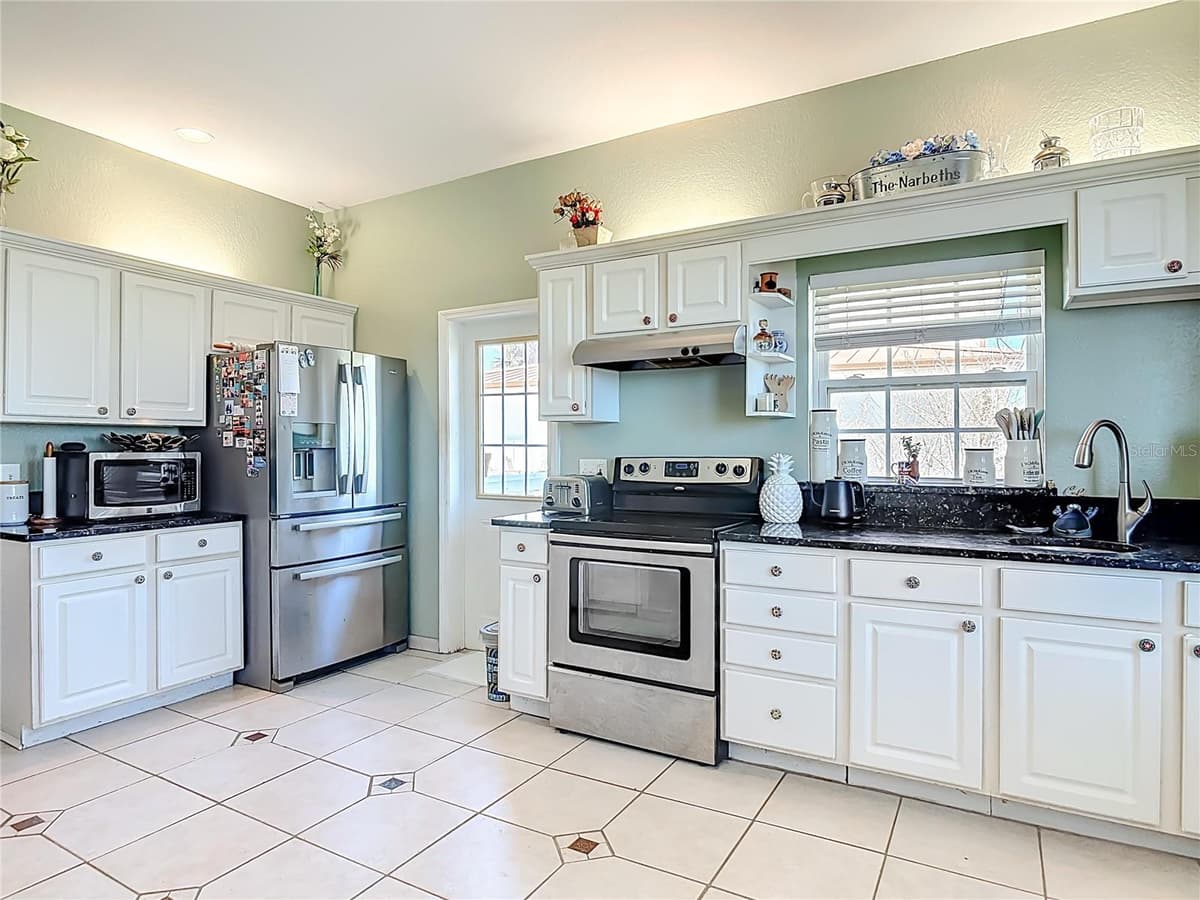 1205 RIVERSIDE DRIVE — photo 30 of 64