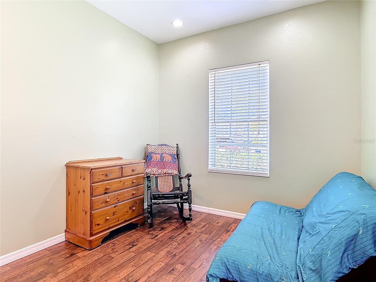 1205 RIVERSIDE DRIVE — photo 46 of 64