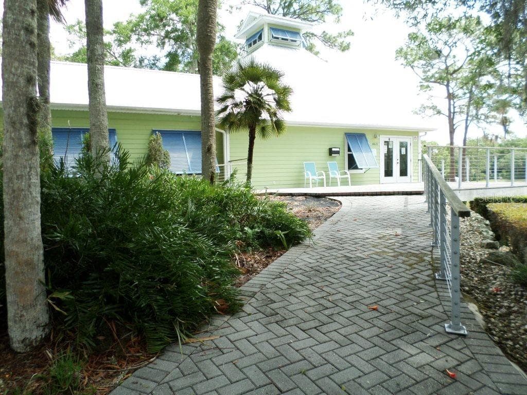 8621 SW 200TH CIR — photo 4 of 29