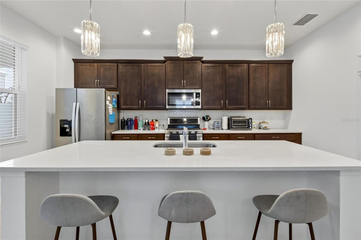 6809 SERPENT HAWK LANE — photo 13 of 68