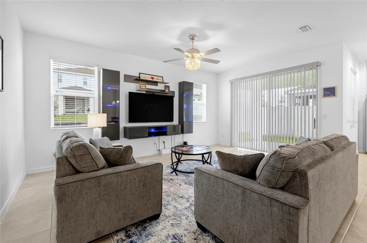 6809 SERPENT HAWK LANE — photo 9 of 68