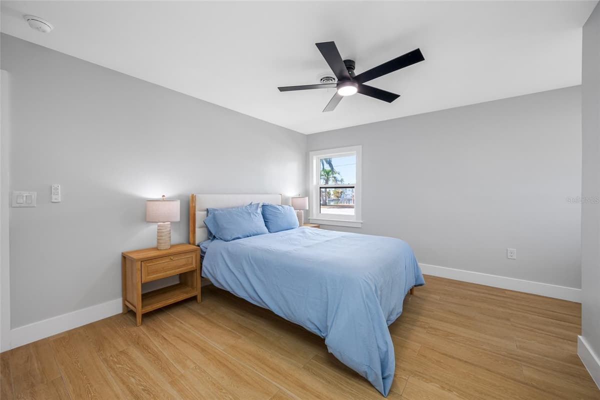 370 59TH AVENUE — photo 33 of 52