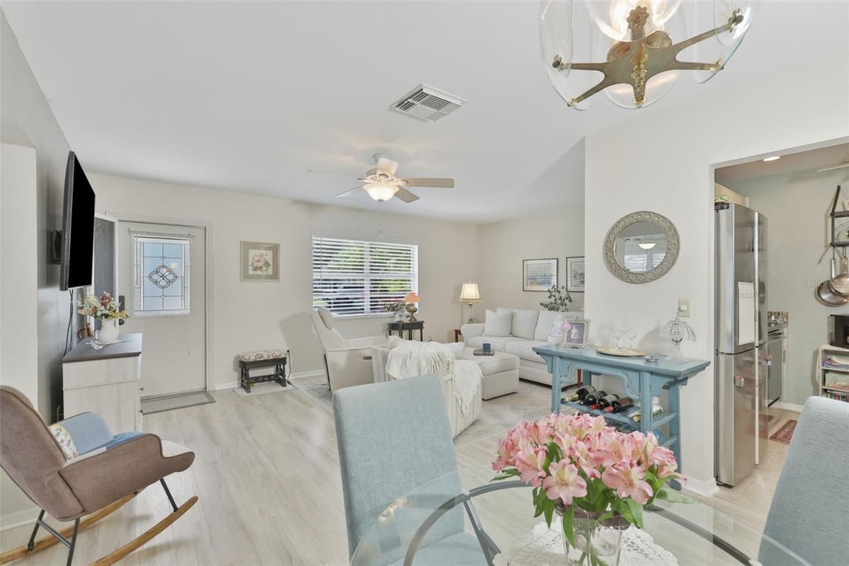 2229 GREENHAVEN DRIVE — photo 9 of 83