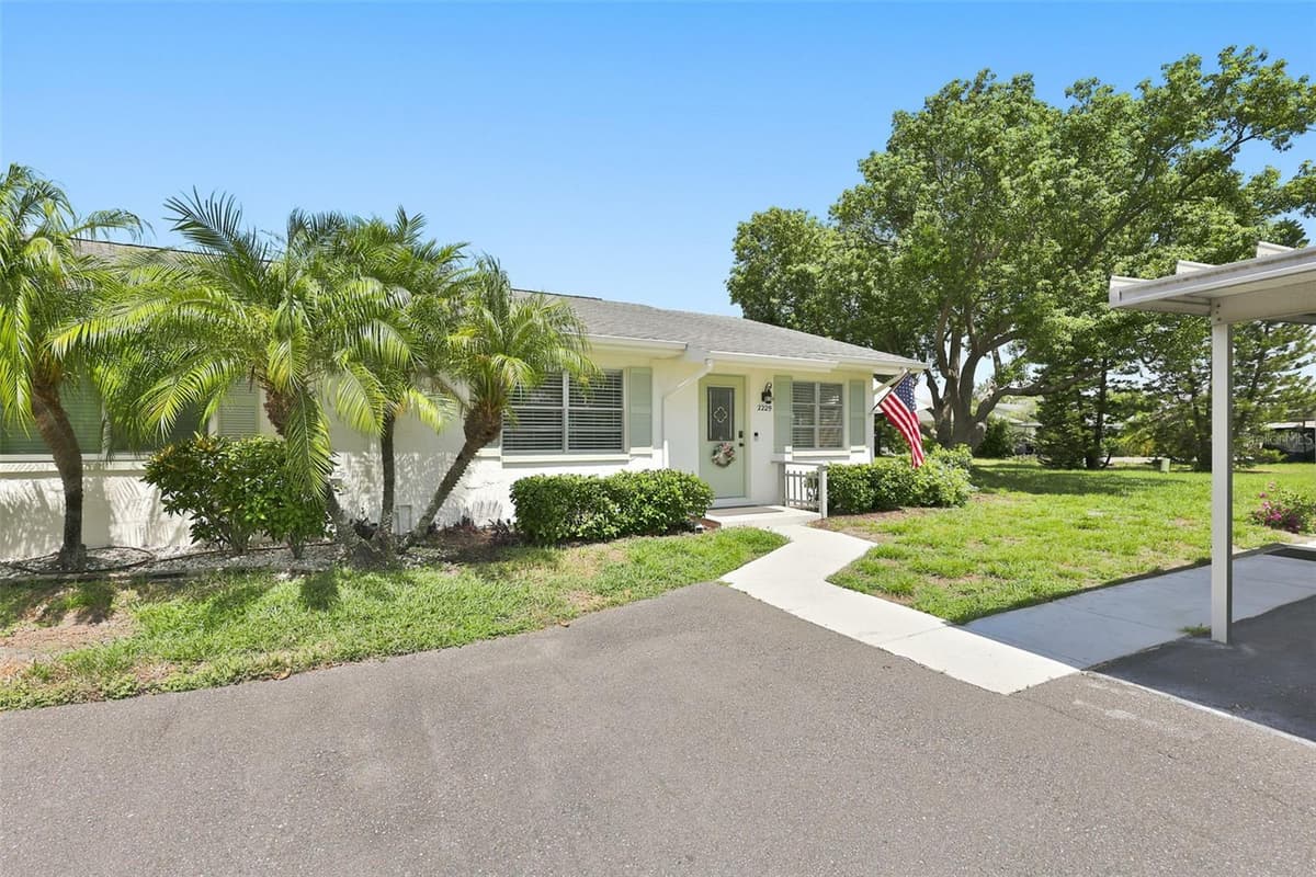 2229 GREENHAVEN DRIVE — photo 3 of 83
