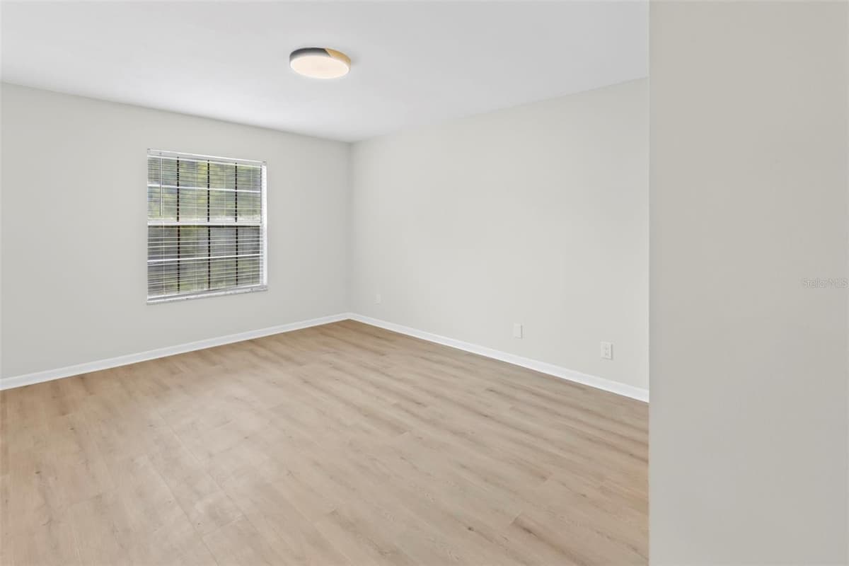 6226 GOLDENMOSS WAY — photo 14 of 36