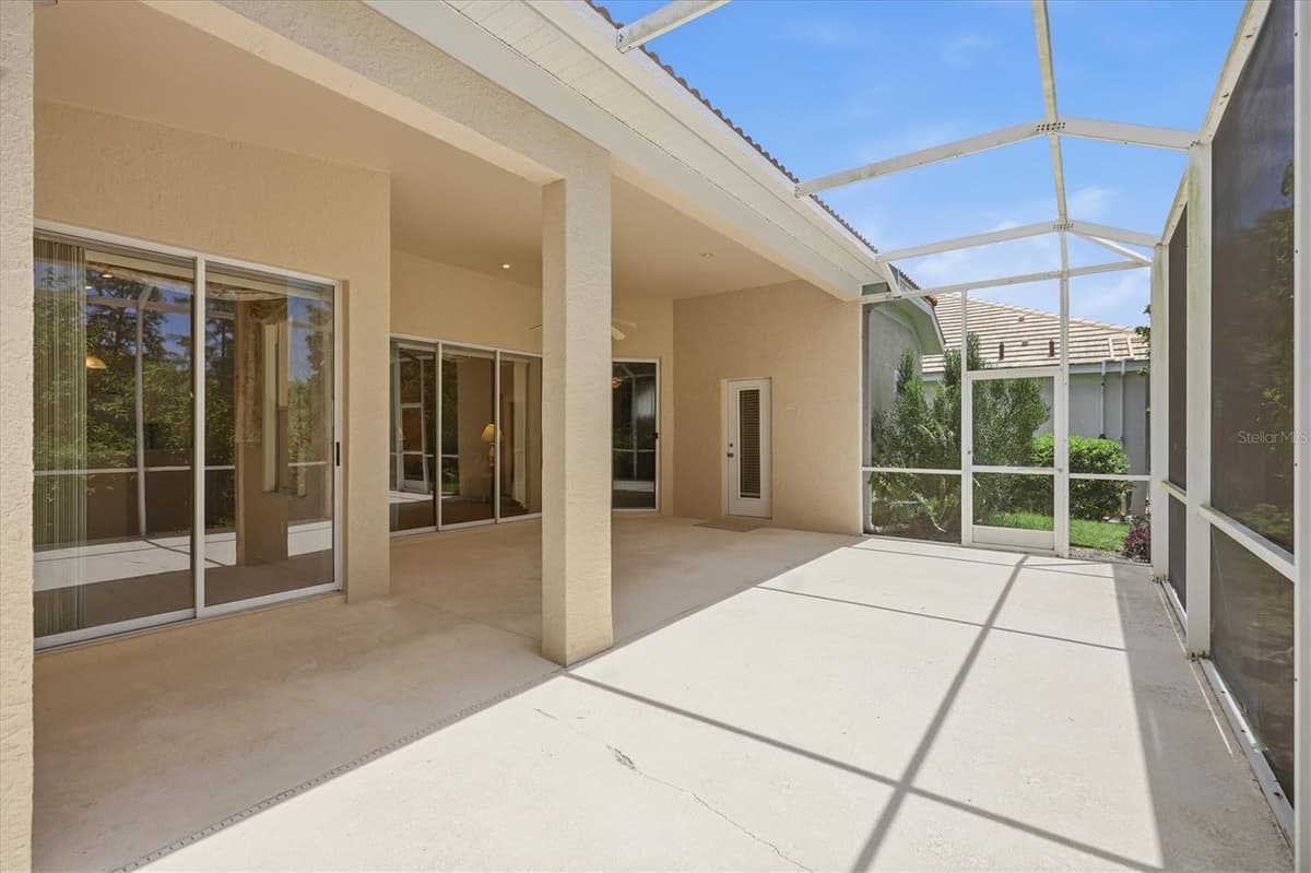 8492 IDLEWOOD COURT — photo 11 of 63
