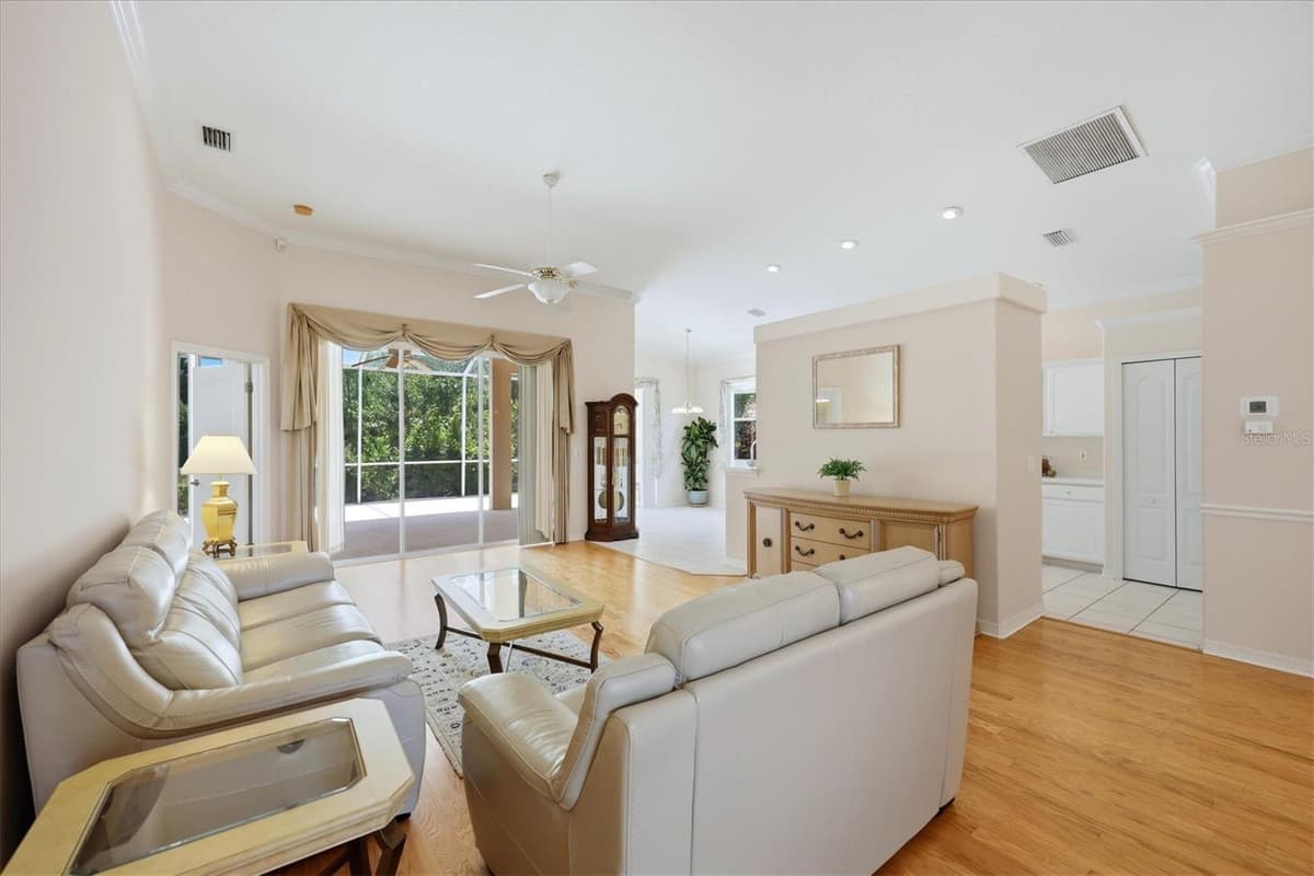 8492 IDLEWOOD COURT — photo 15 of 63