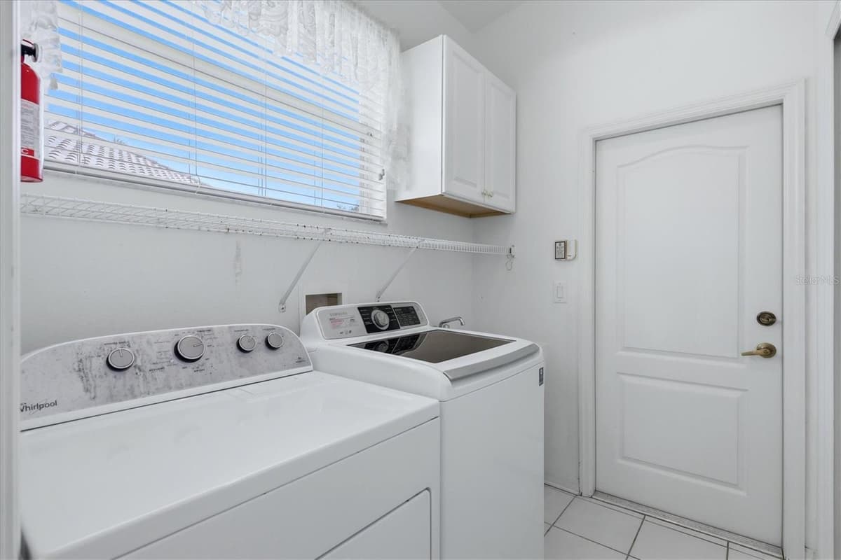 8492 IDLEWOOD COURT — photo 20 of 63
