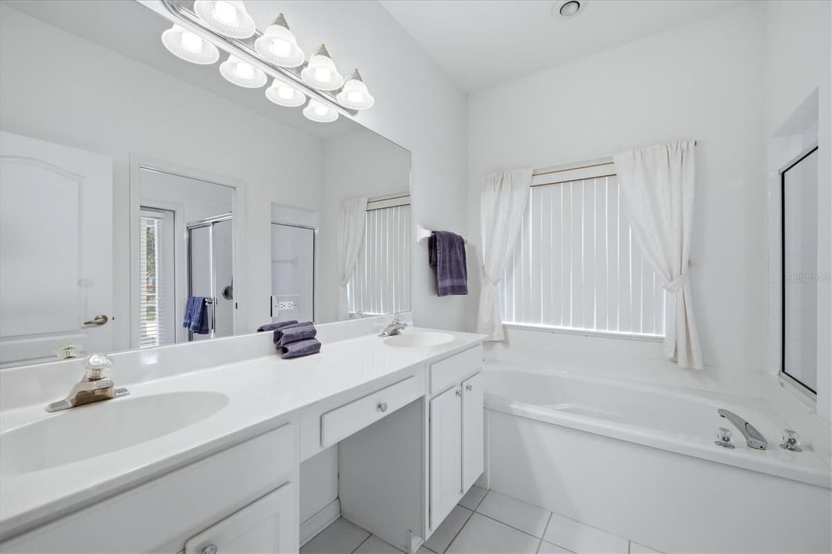 8492 IDLEWOOD COURT — photo 8 of 63