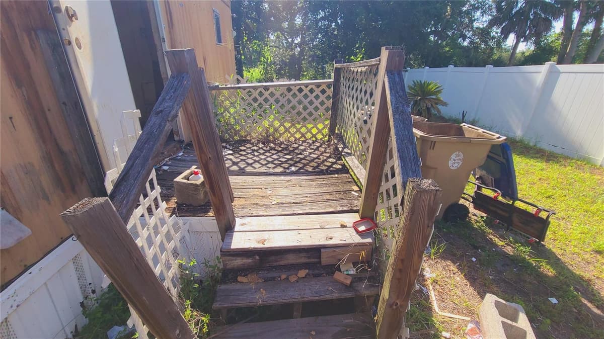 1683 MAGNOLIA LANE — photo 39 of 67