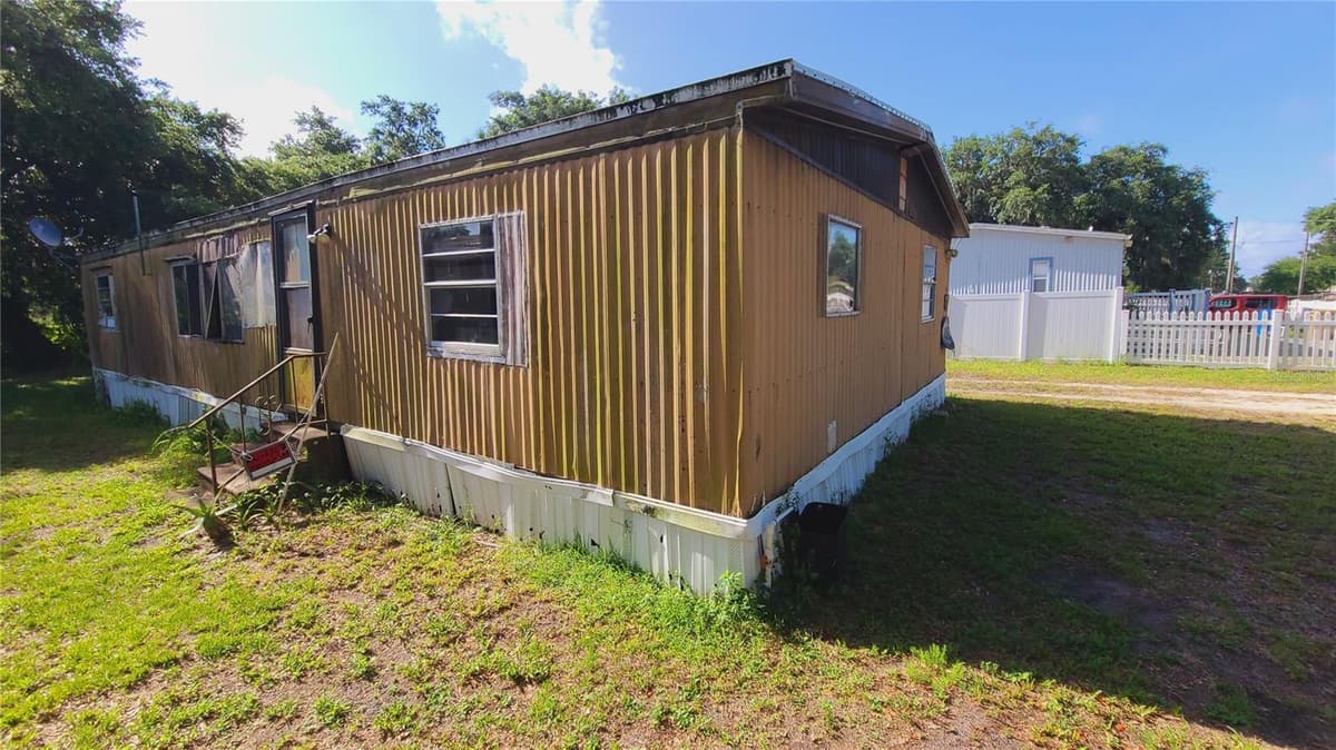 1683 MAGNOLIA LANE — photo 52 of 67