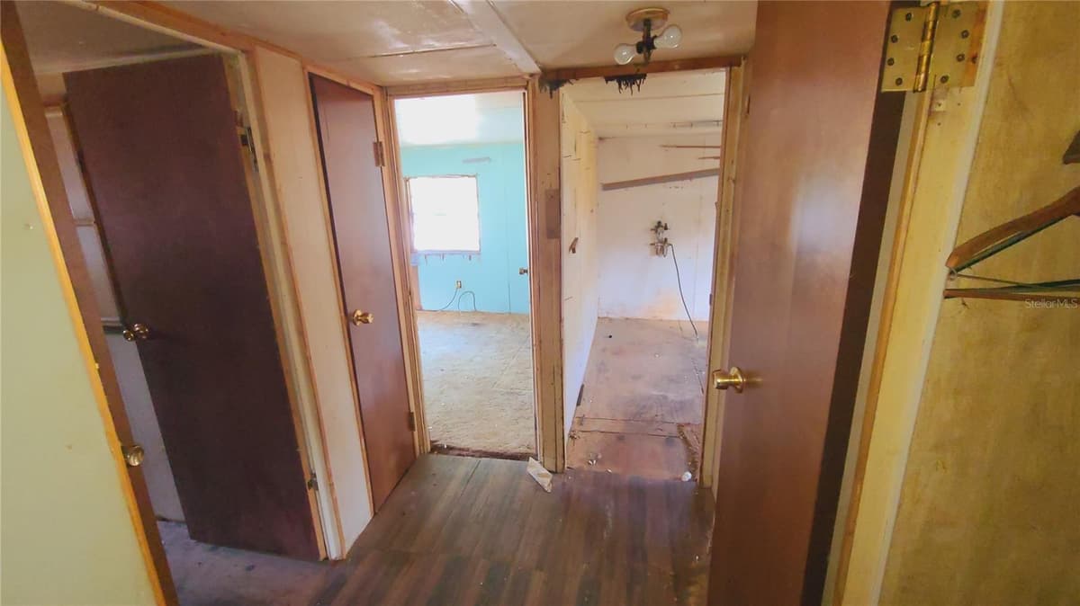 1683 MAGNOLIA LANE — photo 20 of 67