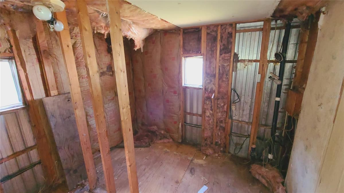 1683 MAGNOLIA LANE — photo 31 of 67