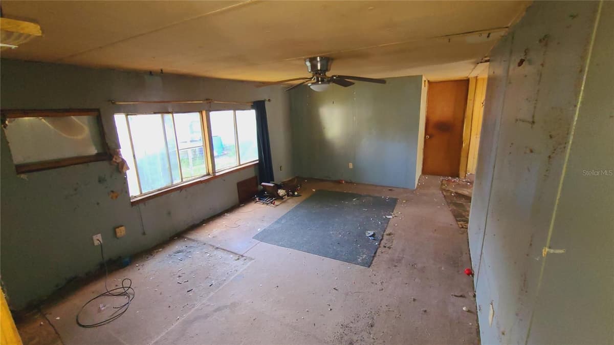 1683 MAGNOLIA LANE — photo 19 of 67