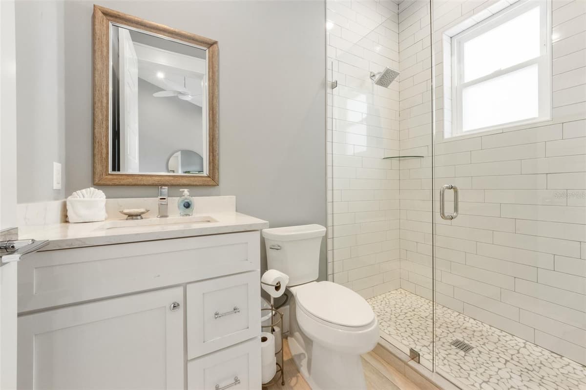 418 MAGNOLIA AVENUE — photo 15 of 41