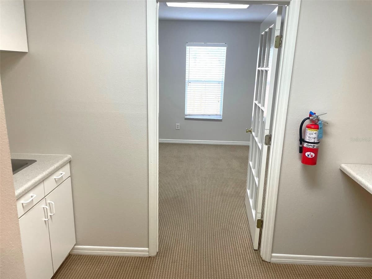 111 RANDOLPH AVENUE — photo 12 of 21