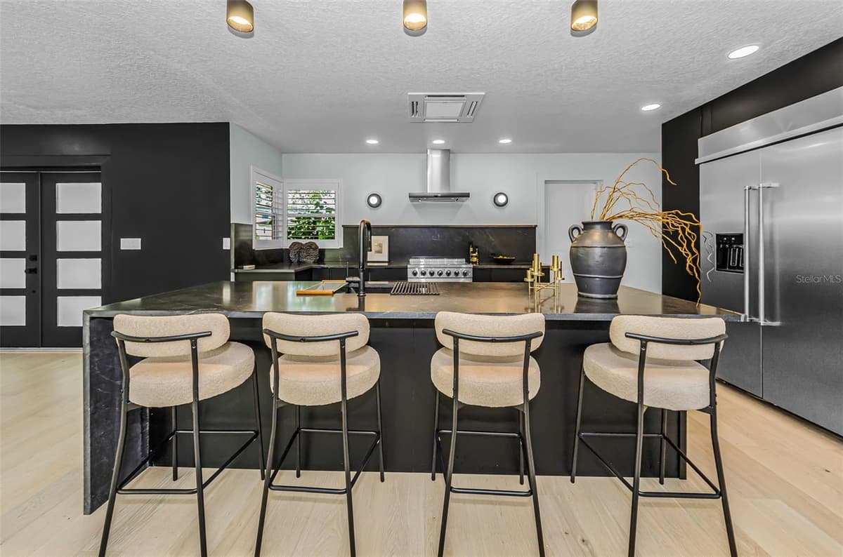 861 RAFAEL BOULEVARD — photo 19 of 51