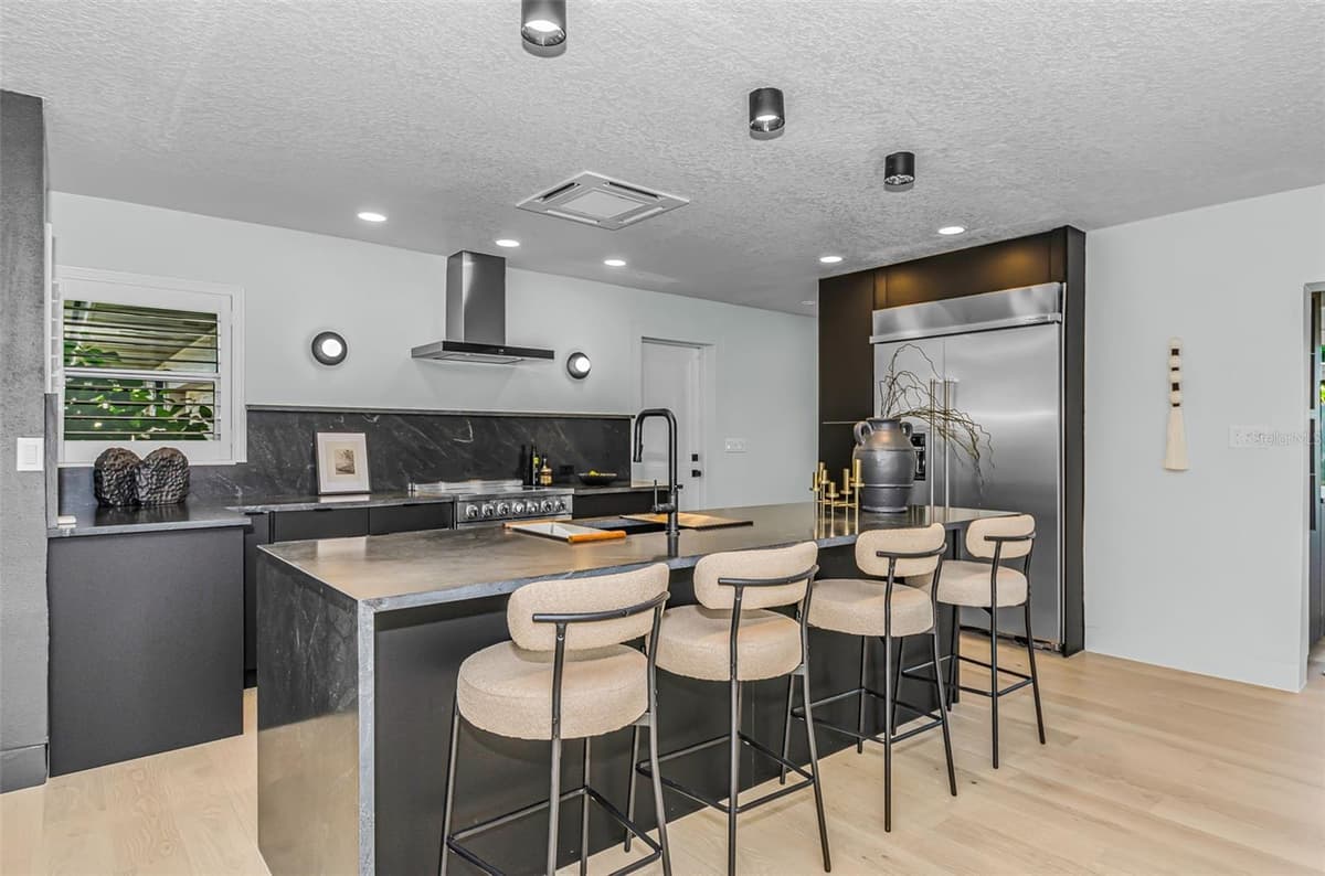 861 RAFAEL BOULEVARD — photo 18 of 51