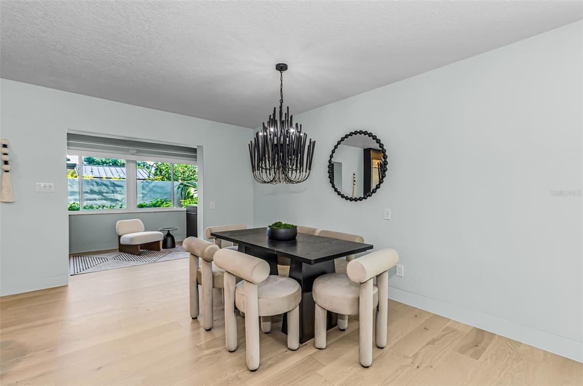 861 RAFAEL BOULEVARD — photo 23 of 51