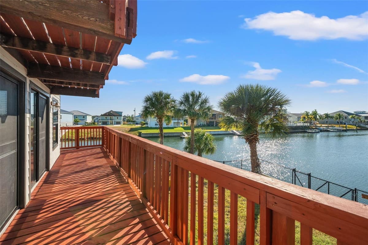 3179 AZALEA DRIVE — photo 28 of 83