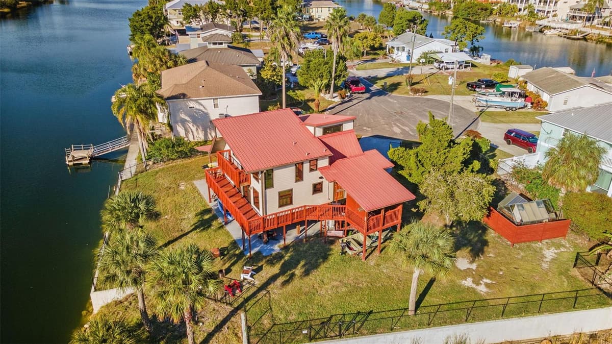 3179 AZALEA DRIVE — photo 4 of 83