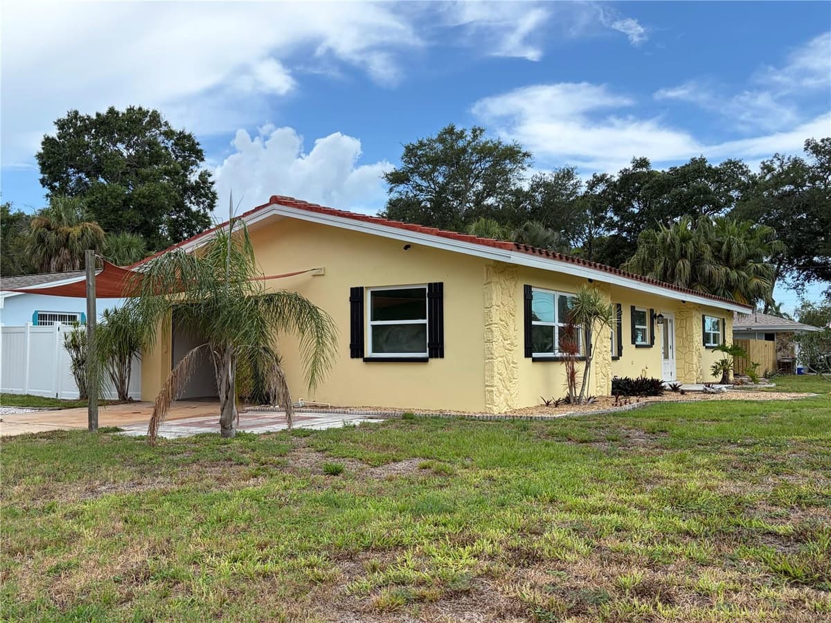 623 PALM BOULEVARD — photo 2 of 23