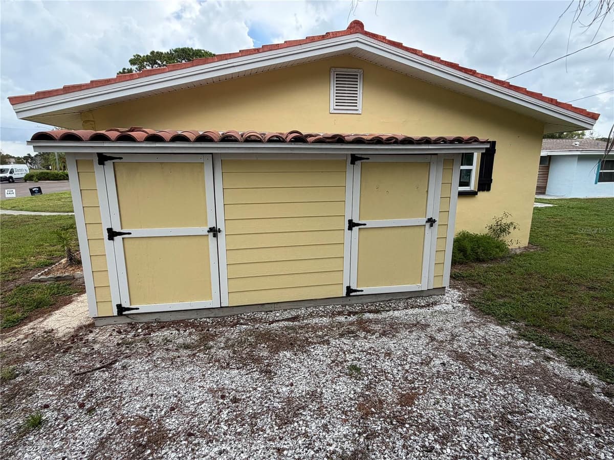623 PALM BOULEVARD — photo 8 of 23