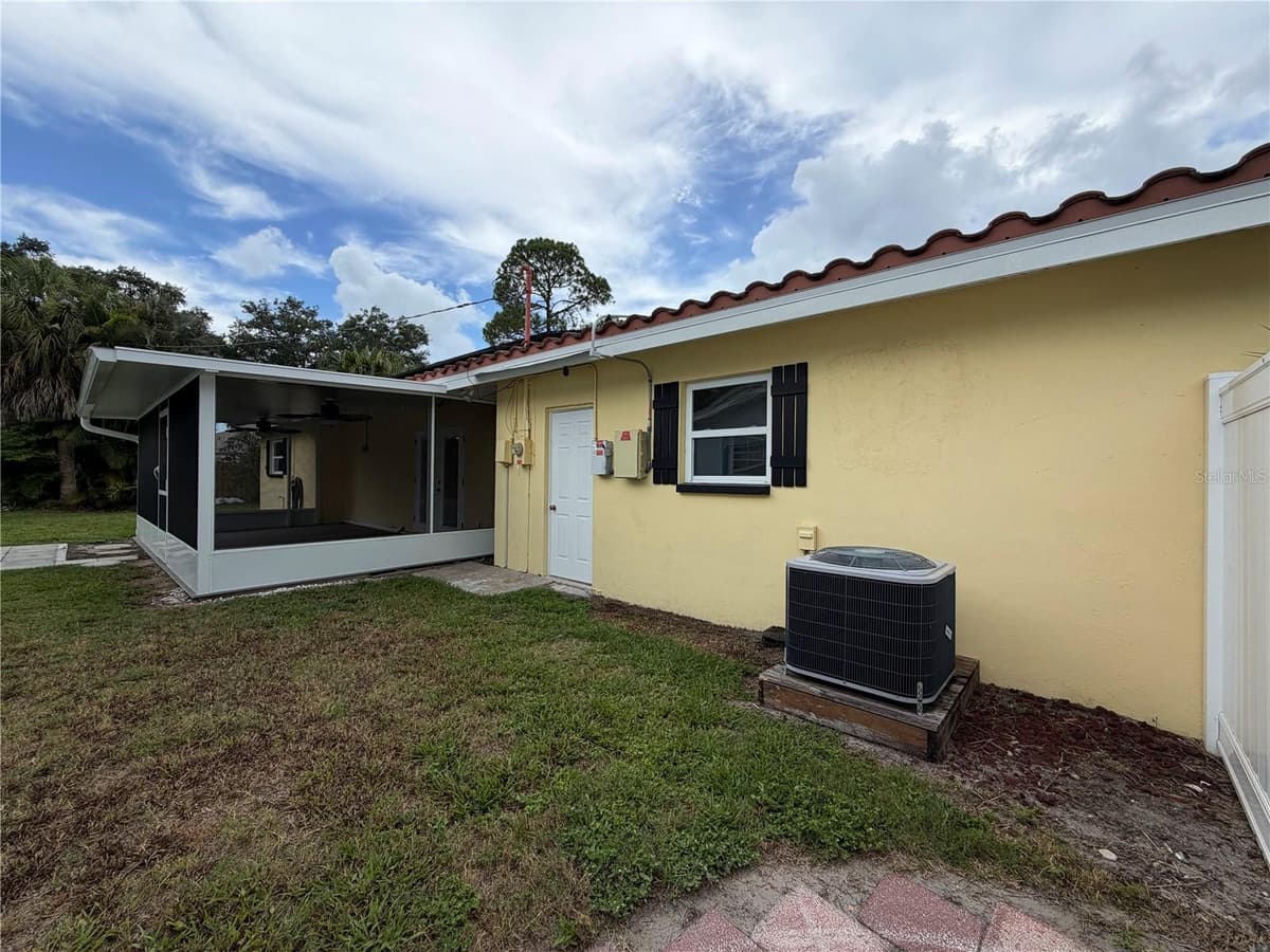 623 PALM BOULEVARD — photo 5 of 23