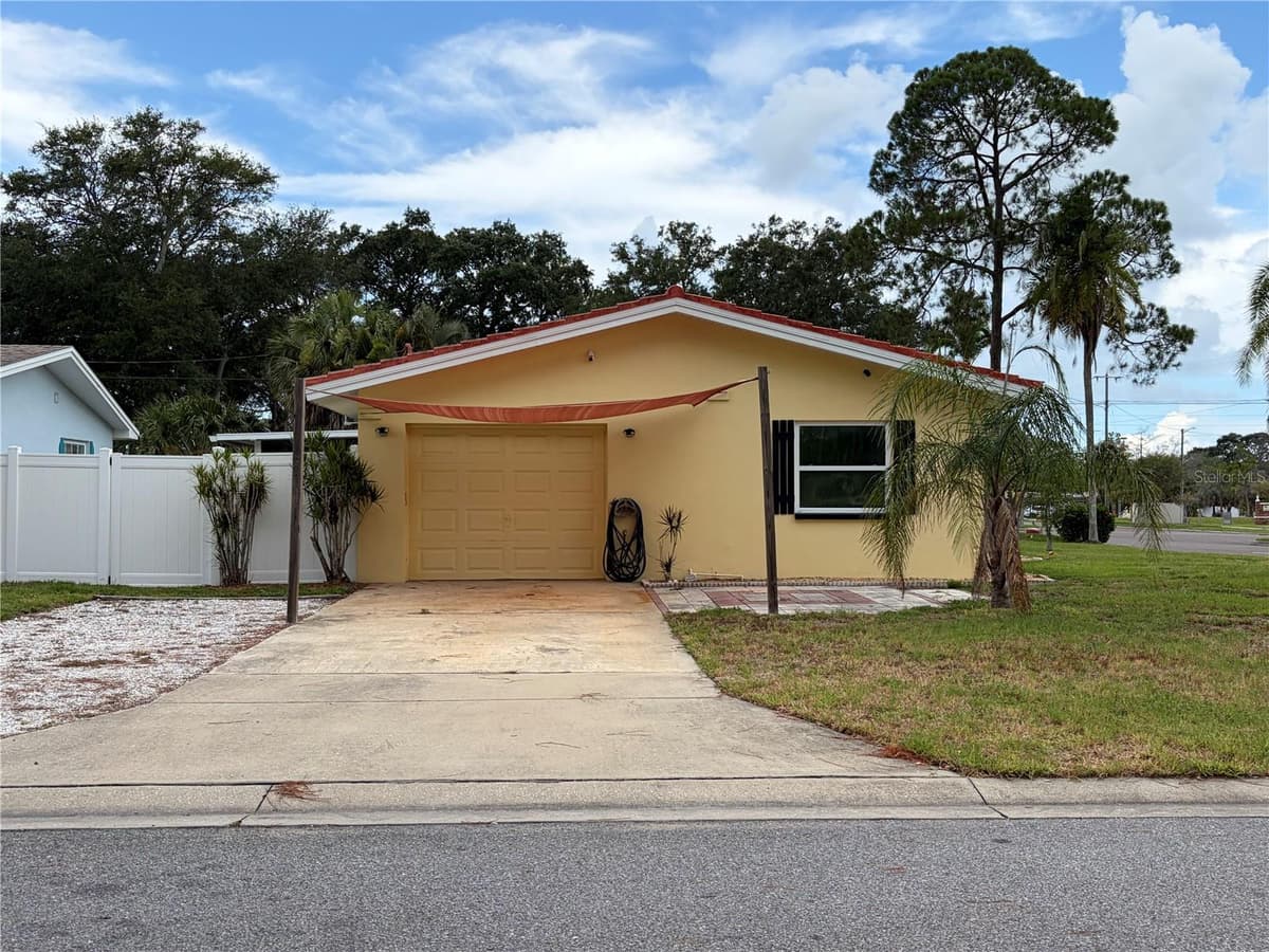 623 PALM BOULEVARD — photo 3 of 23
