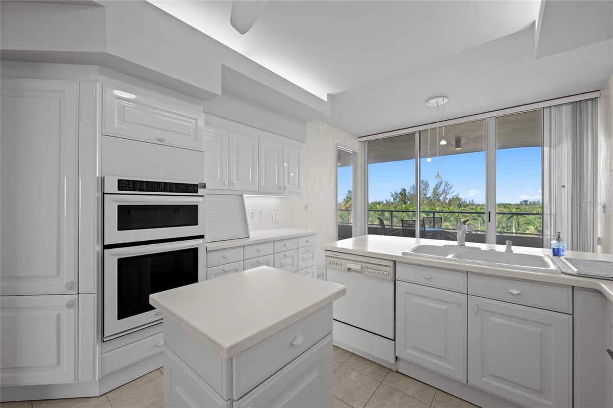 3060 GRAND BAY BOULEVARD — photo 19 of 47