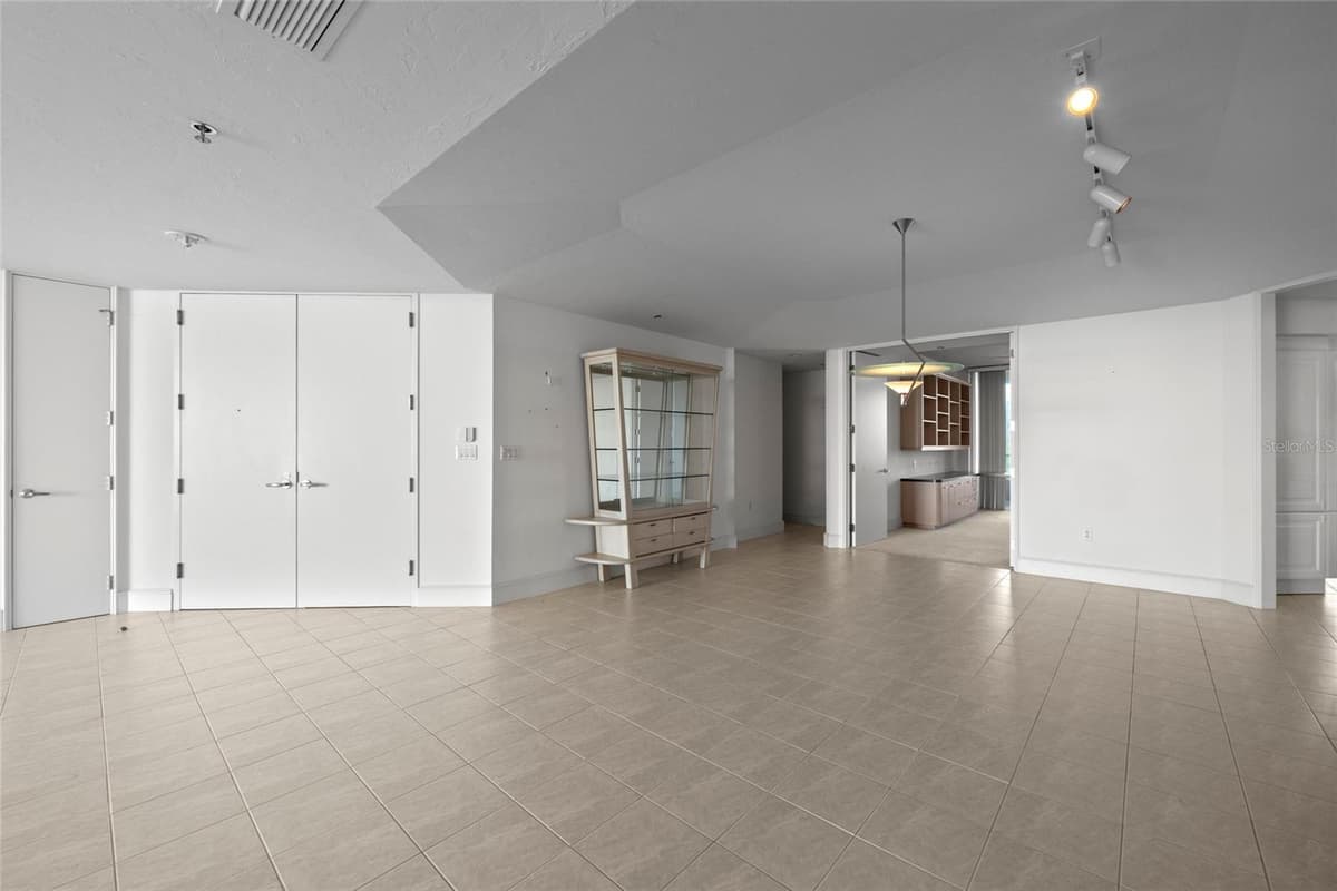 3060 GRAND BAY BOULEVARD — photo 15 of 47