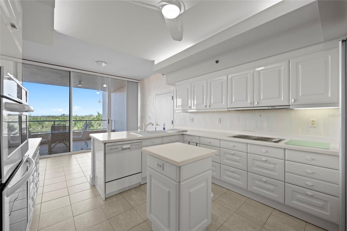 3060 GRAND BAY BOULEVARD — photo 22 of 47