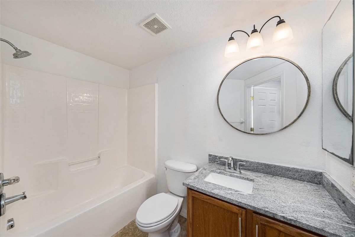 6011 SKYDALE WAY — photo 20 of 24