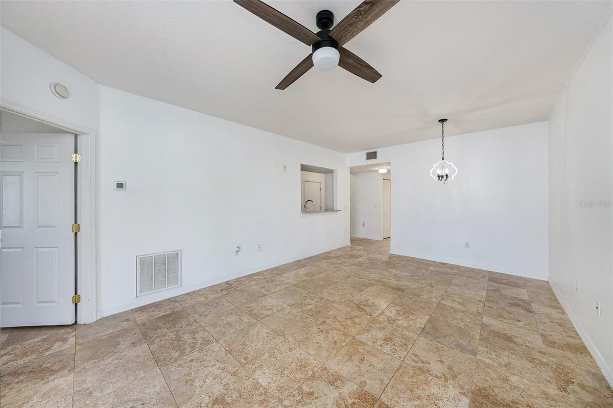 6011 SKYDALE WAY — photo 6 of 24