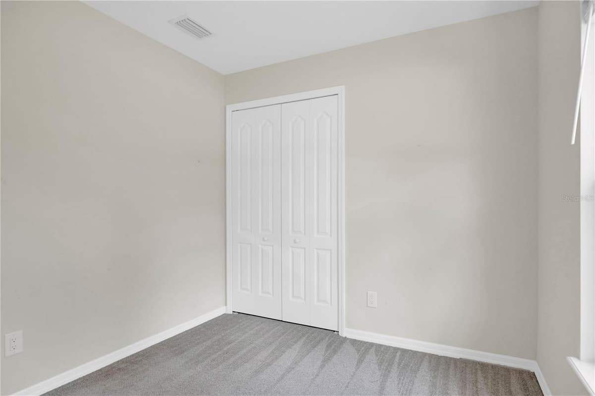 1345 GRAND AVENUE — photo 20 of 32