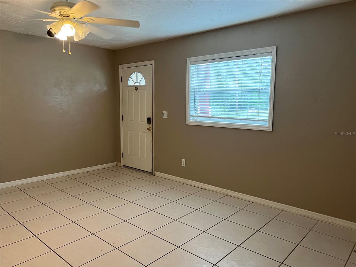 17333 243RD STREET — photo 5 of 33