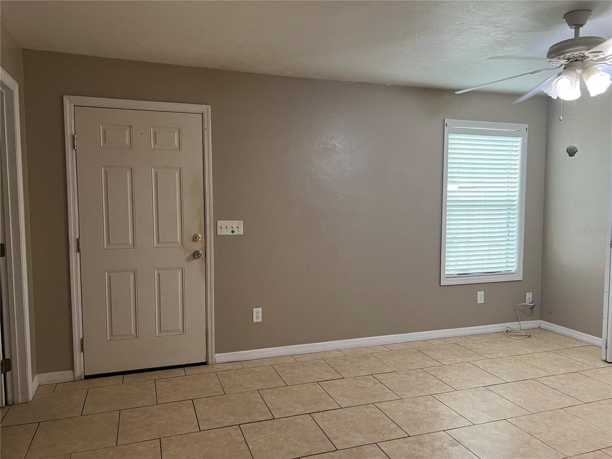 17333 243RD STREET — photo 13 of 33