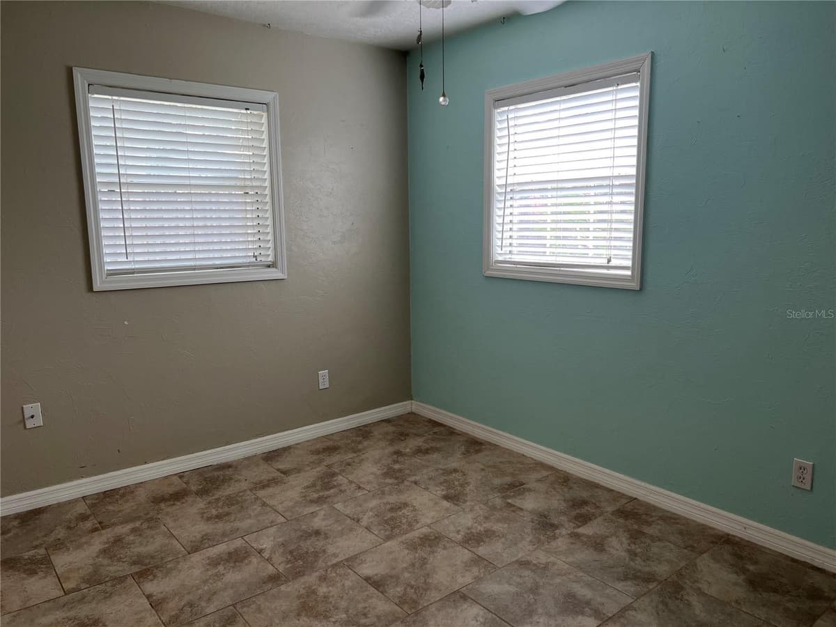 17333 243RD STREET — photo 18 of 33