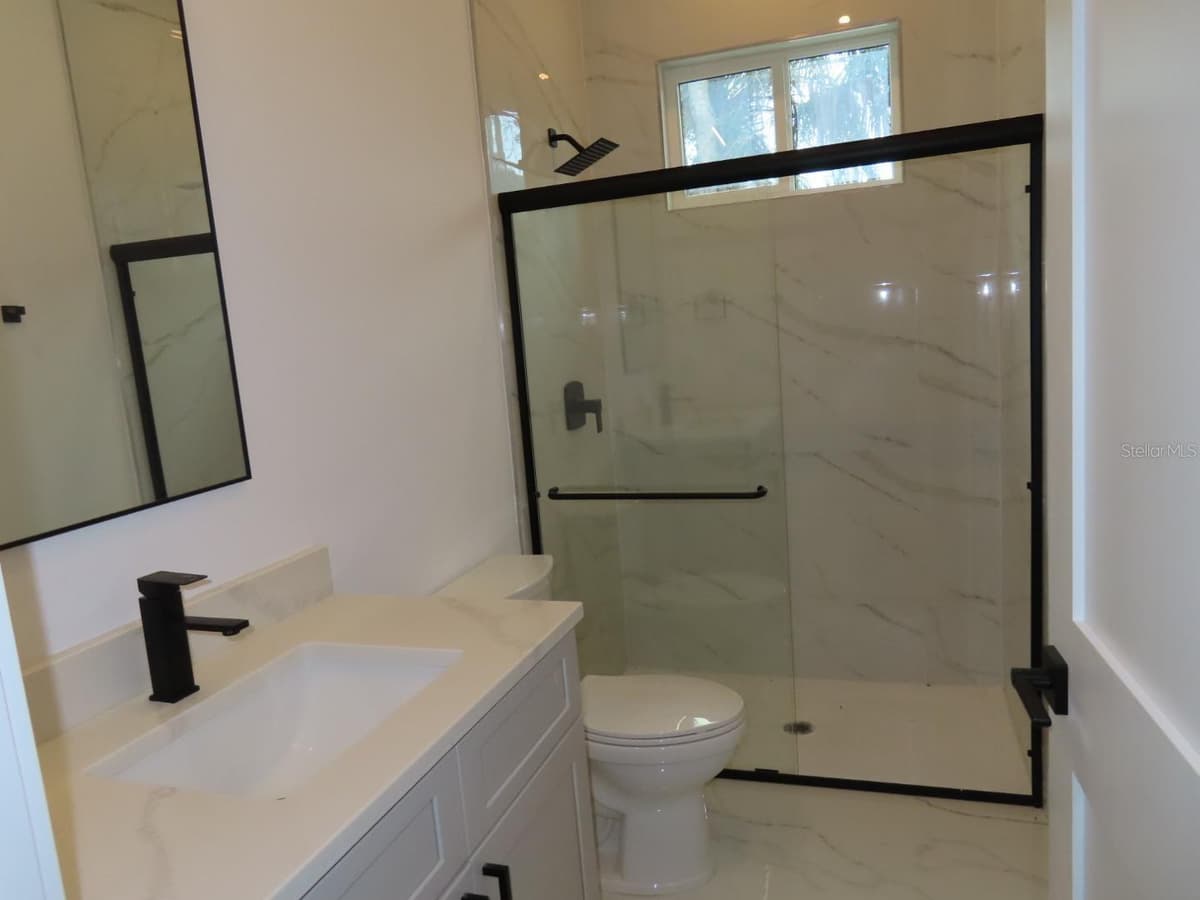 2227 SAYBROOK AVENUE — photo 20 of 25