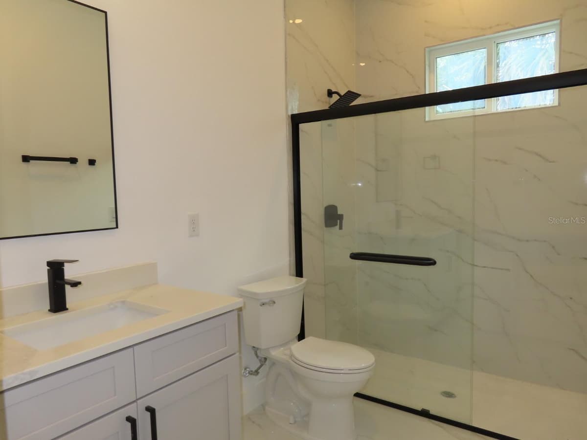 2227 SAYBROOK AVENUE — photo 21 of 25