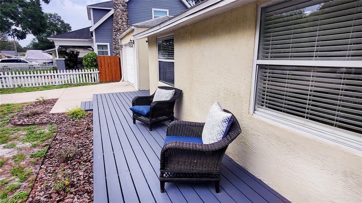 1722 ALBEMARLE ROAD — photo 2 of 28