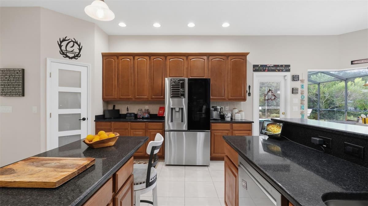10400 RAMBLE RIDGE COURT — photo 37 of 80