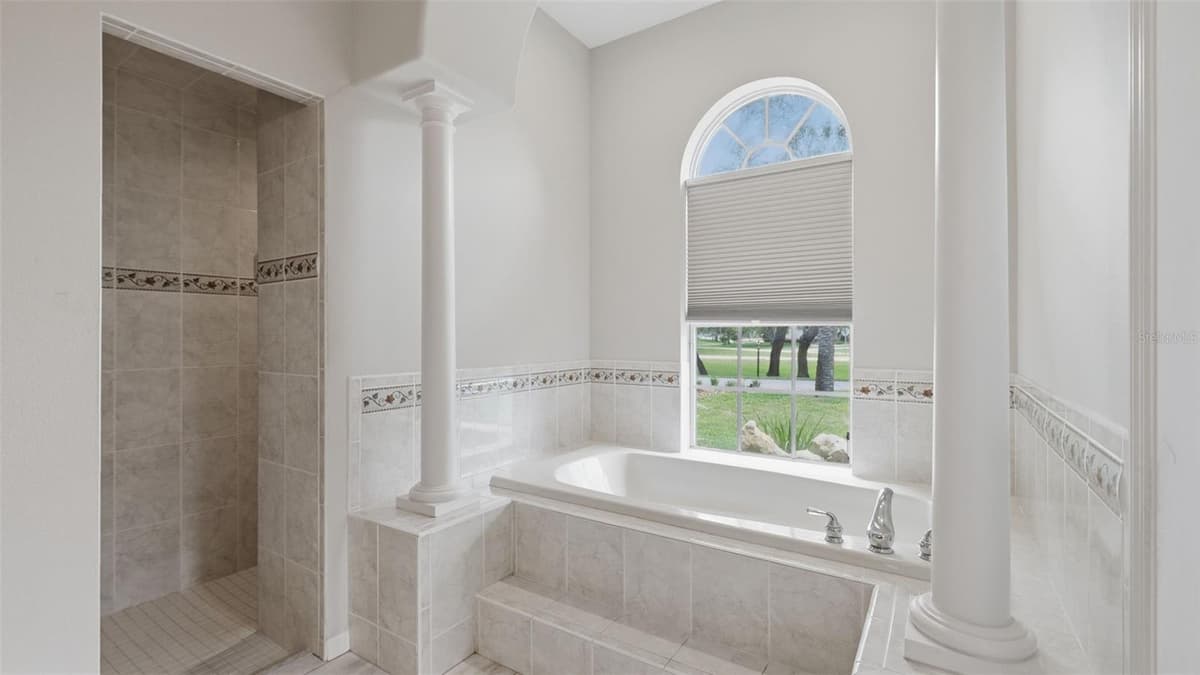 10400 RAMBLE RIDGE COURT — photo 47 of 80
