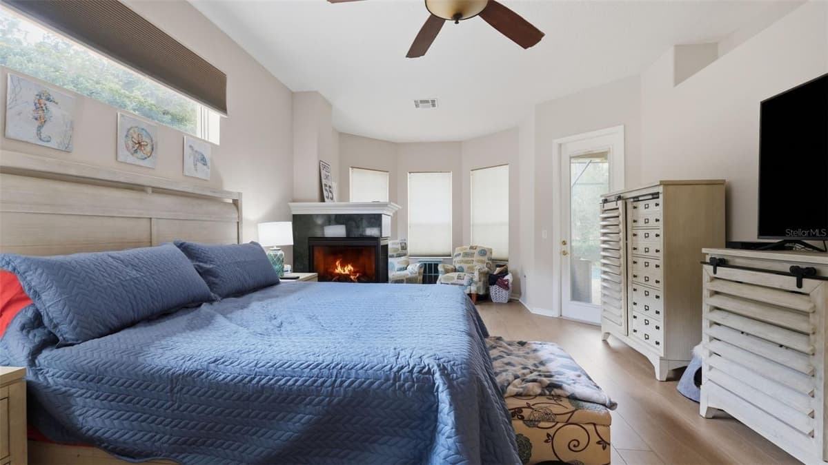 10400 RAMBLE RIDGE COURT — photo 15 of 80