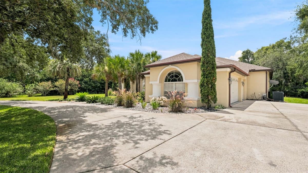 10400 RAMBLE RIDGE COURT — photo 30 of 80