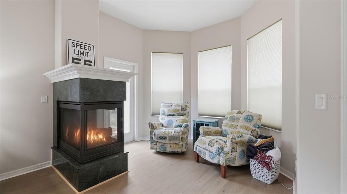 10400 RAMBLE RIDGE COURT — photo 18 of 80