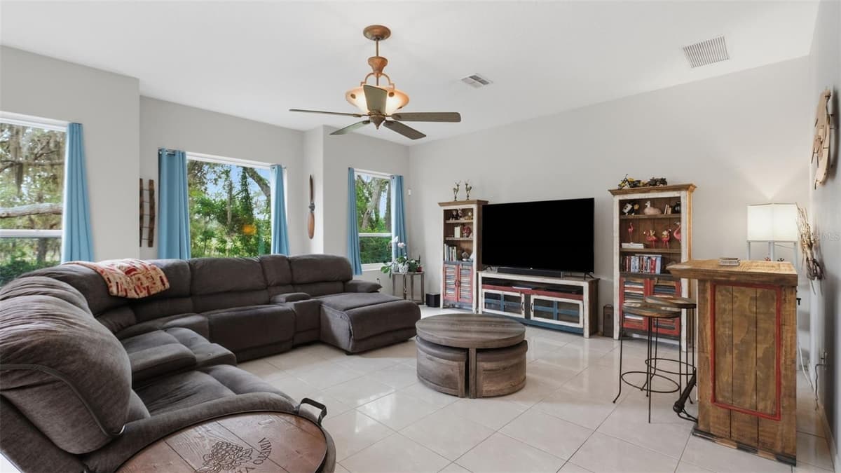 10400 RAMBLE RIDGE COURT — photo 6 of 80