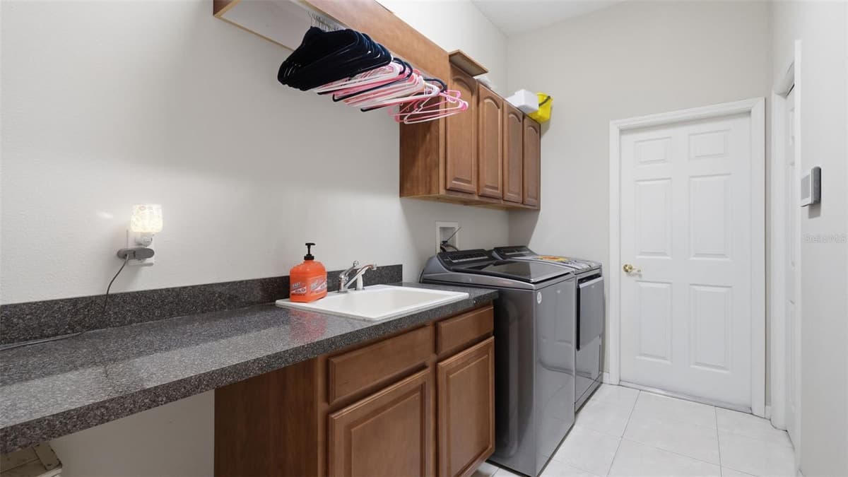 10400 RAMBLE RIDGE COURT — photo 53 of 80
