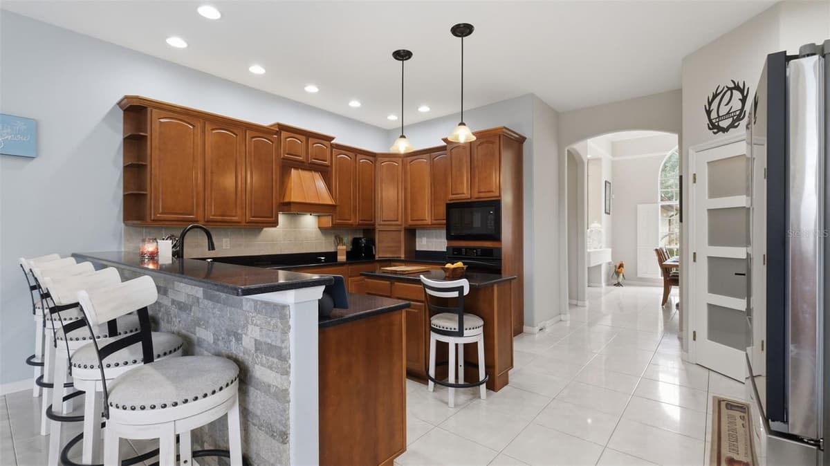 10400 RAMBLE RIDGE COURT — photo 38 of 80