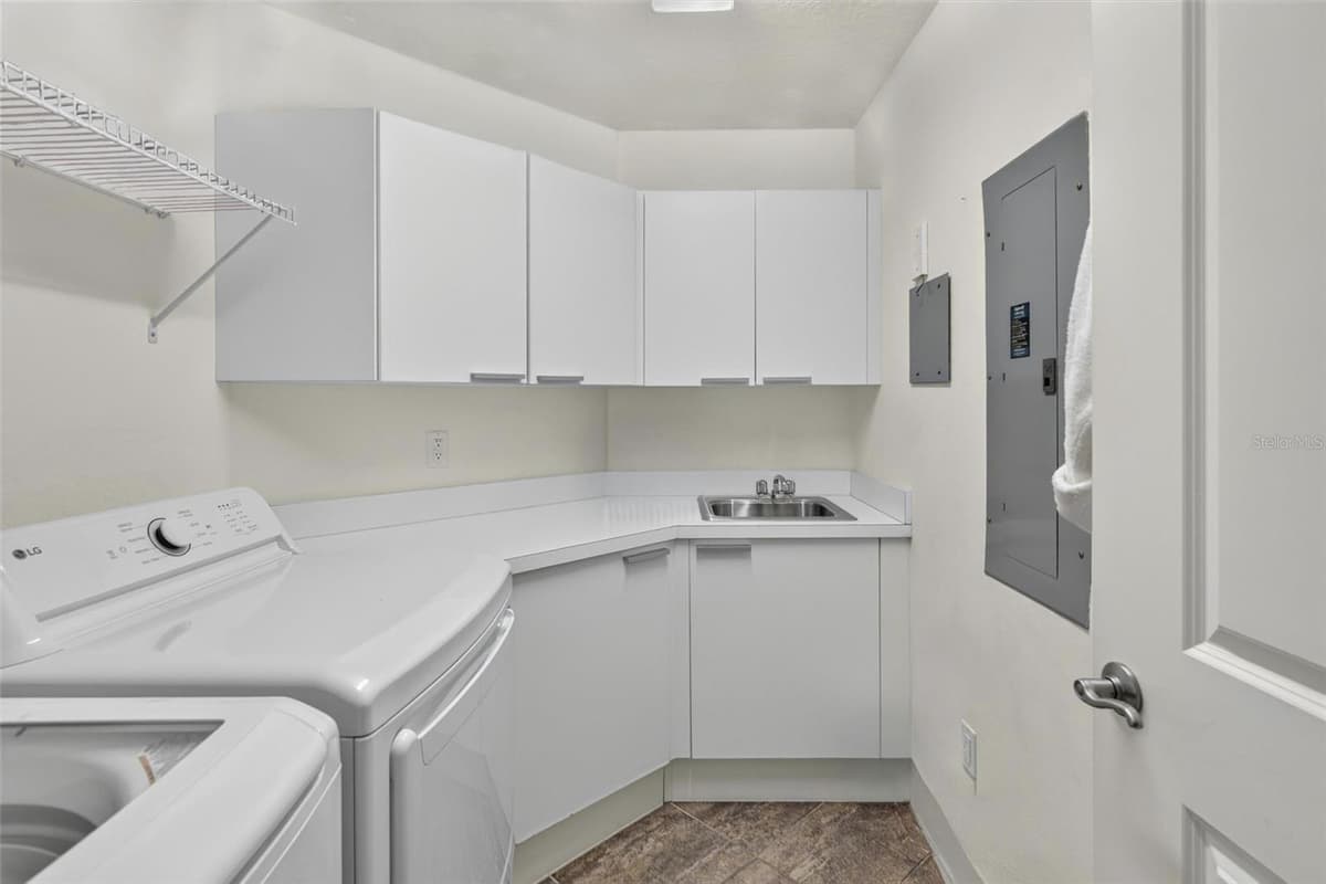 3245 ATLANTIC AVENUE — photo 64 of 82